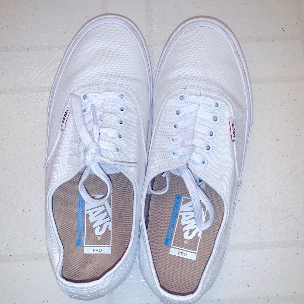 VANS Authentic Pro